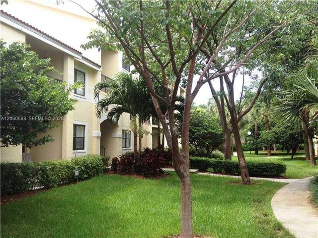 530 S Park Road 2811, Hollywood, FL 33021