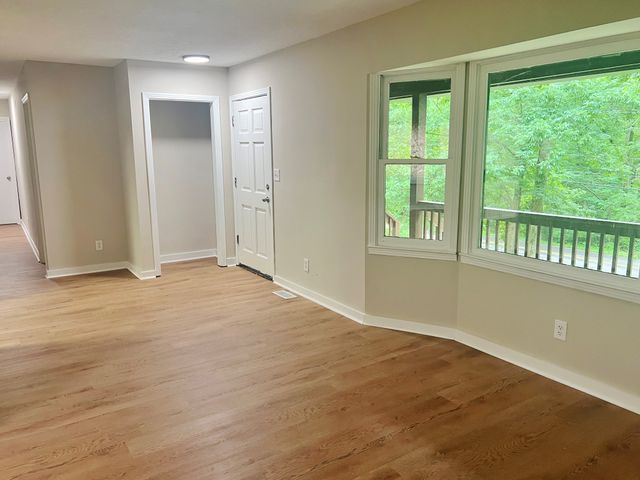 3678 Bear Hollow Rd, Whites Creek, TN 37189