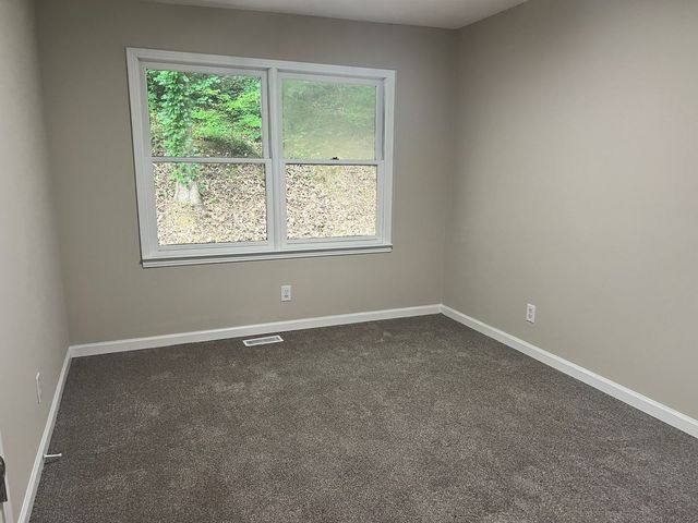 3678 Bear Hollow Rd, Whites Creek, TN 37189