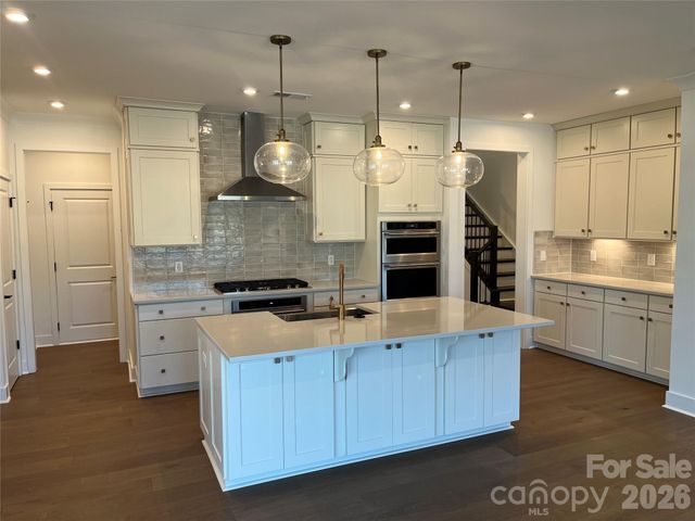 13907 Penbury Lane, Charlotte, NC 28278