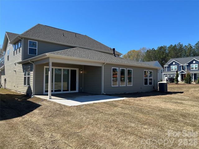 13907 Penbury Lane, Charlotte, NC 28278