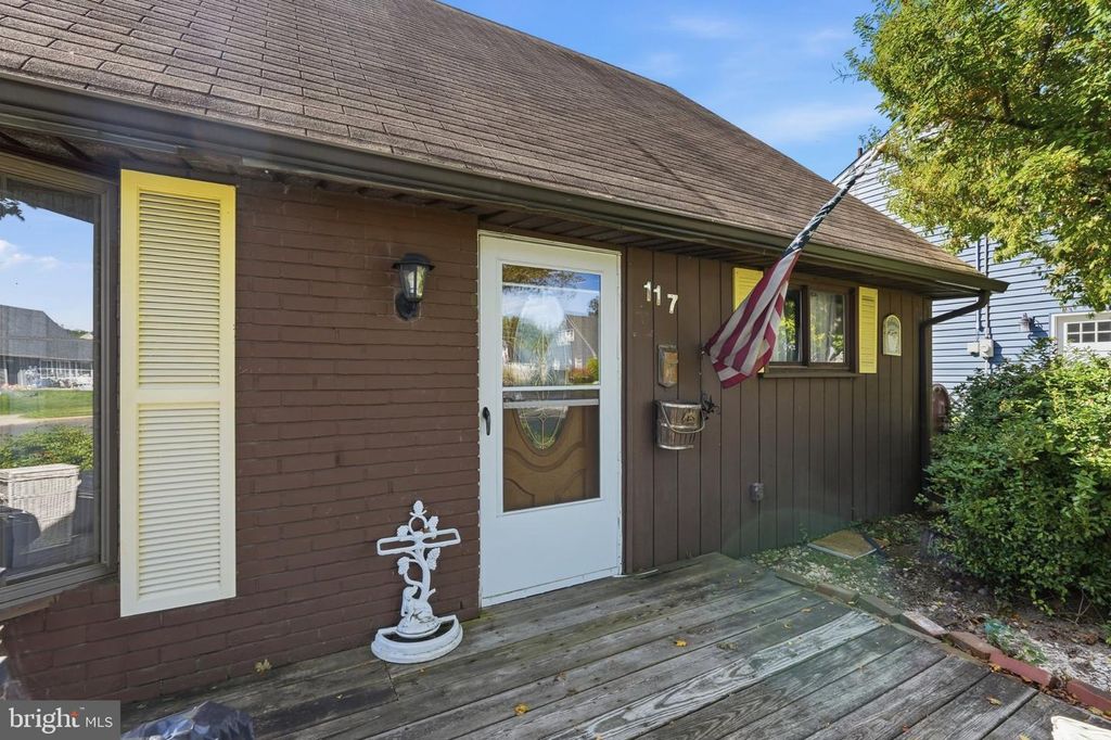 117 HEARTWOOD RD, LEVITTOWN, PA 19056 — photo 3