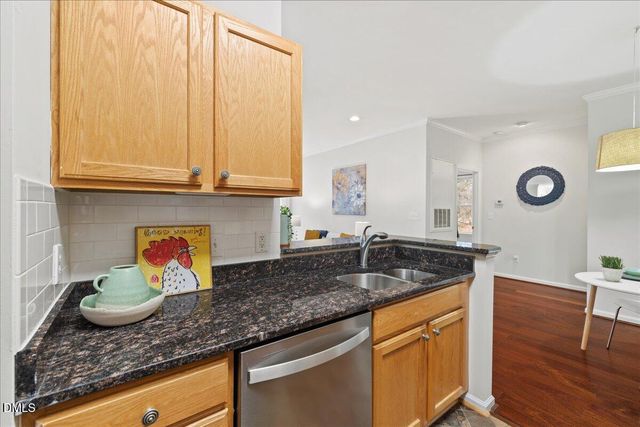 800 Savannah Ridge Road 116, Holly Springs, NC 27540