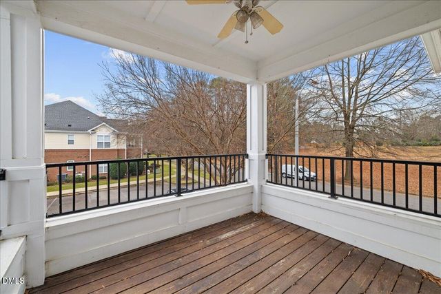 800 Savannah Ridge Road 116, Holly Springs, NC 27540