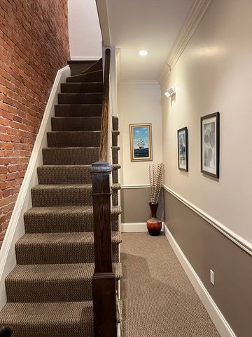 170 Saint Botolph Street 4, Boston, MA 02116