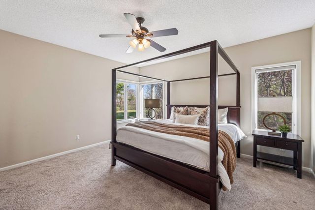 2070 Woodstone Drive, Victoria, MN 55386