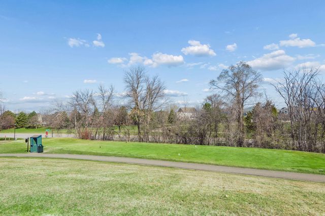 2070 Woodstone Drive, Victoria, MN 55386