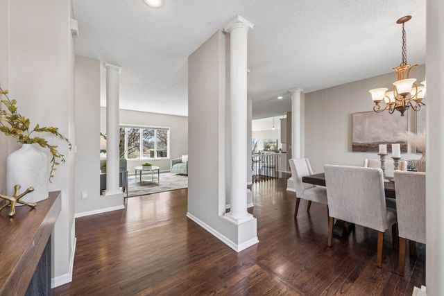 2070 Woodstone Drive, Victoria, MN 55386