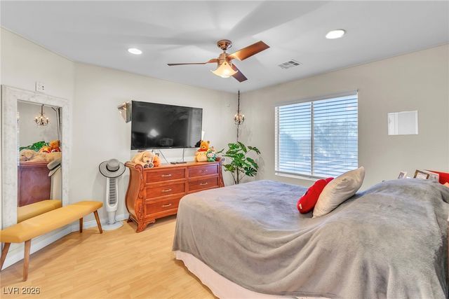 6681 Blue Sapphire Avenue, Las Vegas, NV 89110