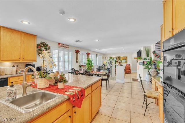 6681 Blue Sapphire Avenue, Las Vegas, NV 89110