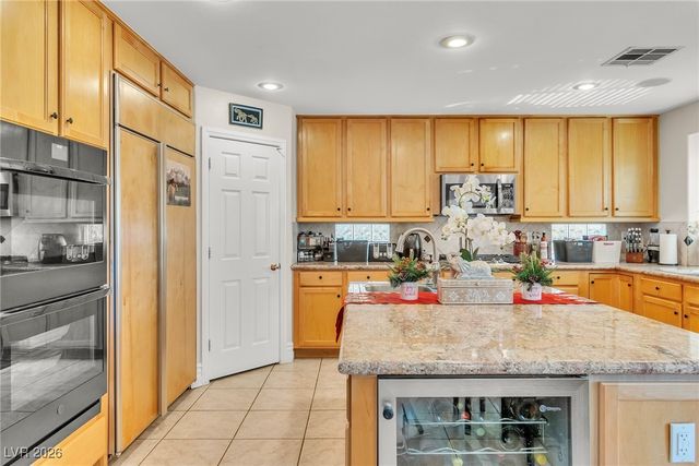 6681 Blue Sapphire Avenue, Las Vegas, NV 89110