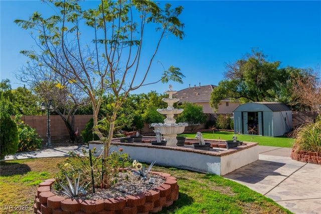 6681 Blue Sapphire Avenue, Las Vegas, NV 89110