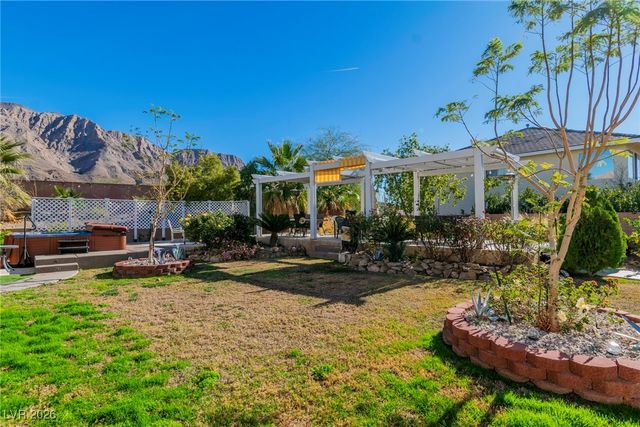 6681 Blue Sapphire Avenue, Las Vegas, NV 89110