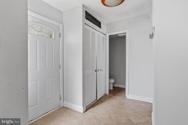 121 ASPEN CT, Marlton, NJ 08053