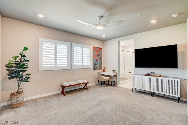 11532 Desert Hollow Avenue, Las Vegas, NV 89138