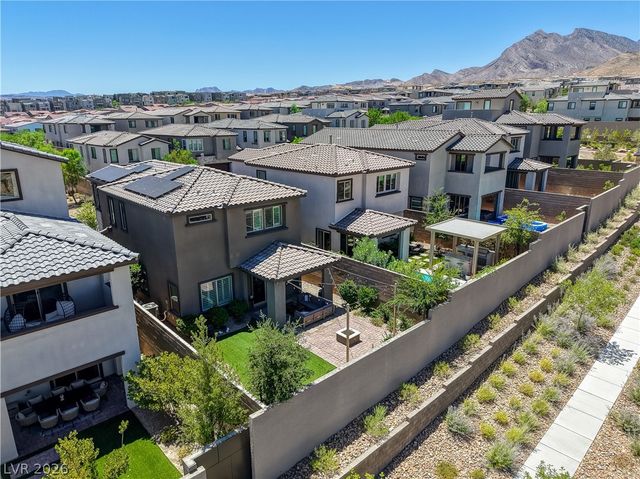 11532 Desert Hollow Avenue, Las Vegas, NV 89138