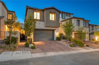 11532 Desert Hollow Avenue, Las Vegas, NV 89138