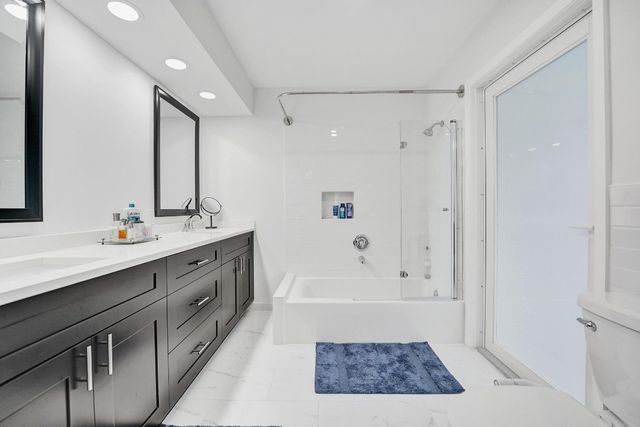 2030 NE 62nd Street, Fort Lauderdale, FL 33308