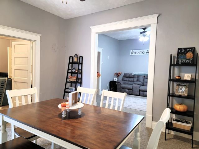 549 S 10th St, Salina, KS 67401