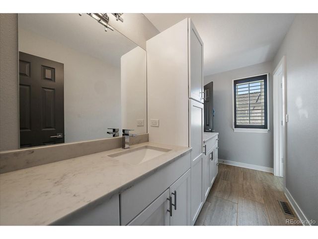 12 Willow Oak, Littleton, CO 80127