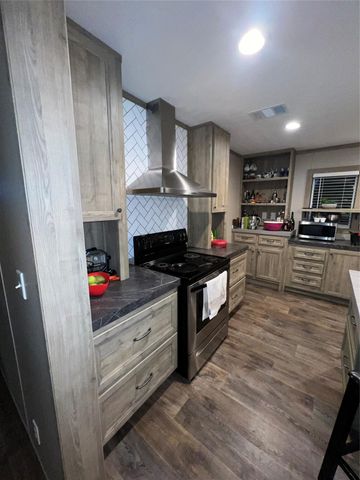 473 County Road 4861, Dayton, TX 77535