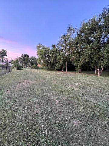473 County Road 4861, Dayton, TX 77535