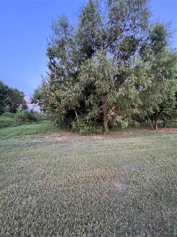 473 County Road 4861, Dayton, TX 77535