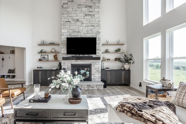 12625 Cheddar Court, Noblesville, IN 46060
