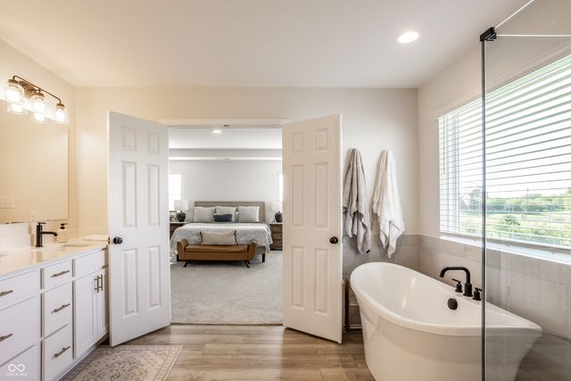 12625 Cheddar Court, Noblesville, IN 46060