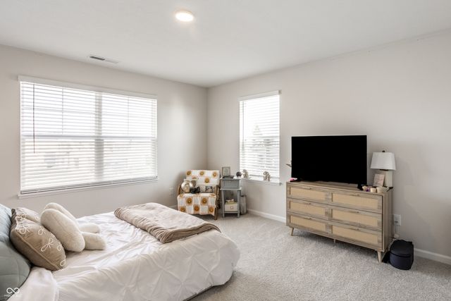 12625 Cheddar Court, Noblesville, IN 46060