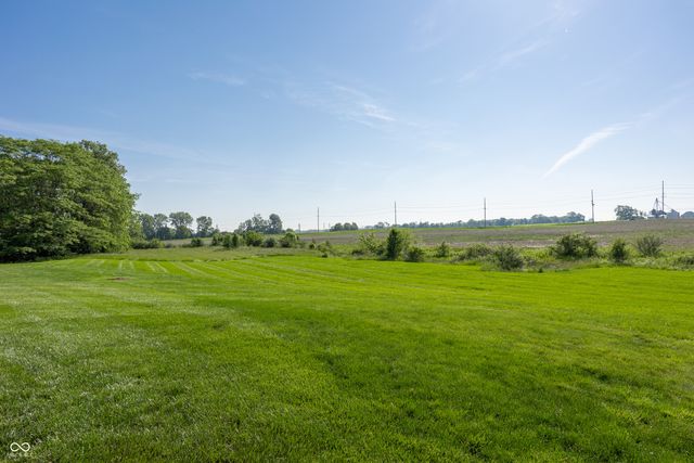 12625 Cheddar Court, Noblesville, IN 46060