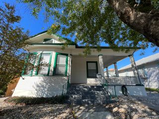 825 W Russell Pl Apt 3, San Antonio, TX 78212