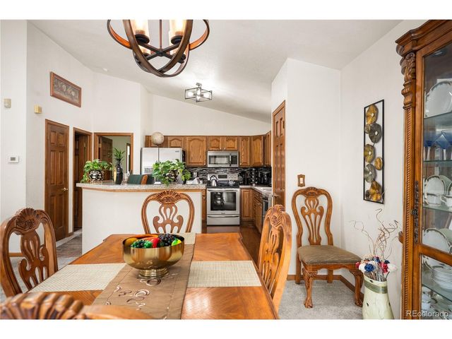 740 Kittredge St, Aurora, CO 80011