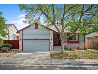 740 Kittredge St, Aurora, CO 80011