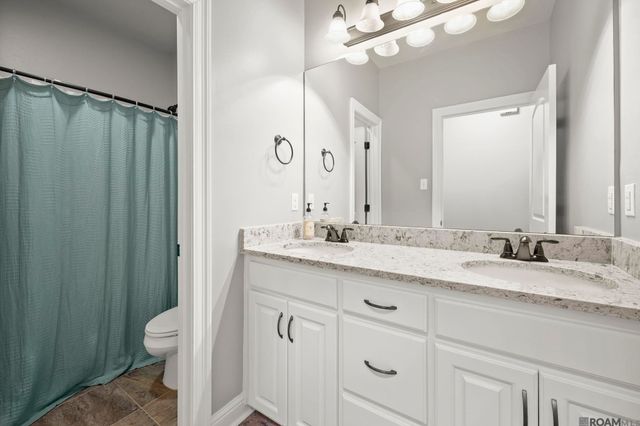 18241 Old Trail Dr, Prairieville, LA 70769