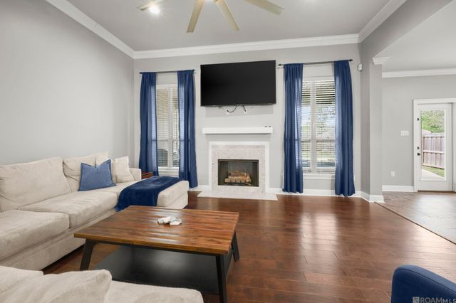 18241 Old Trail Dr, Prairieville, LA 70769