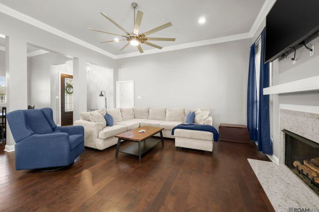 18241 Old Trail Dr, Prairieville, LA 70769