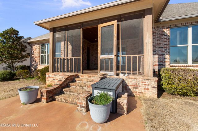 121 Harbor View Drive, Madison, MS 39110