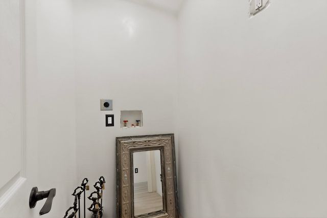 710 Onate, Santa Fe, NM 87505