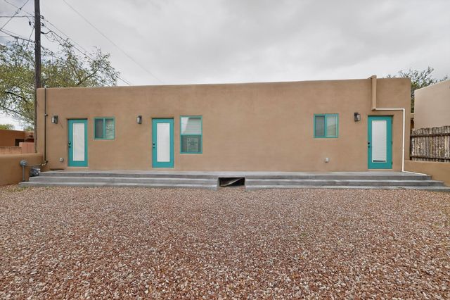 710 Onate, Santa Fe, NM 87505