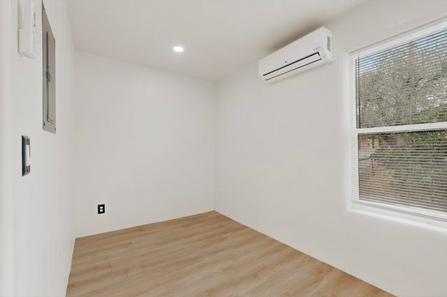 710 Onate, Santa Fe, NM 87505