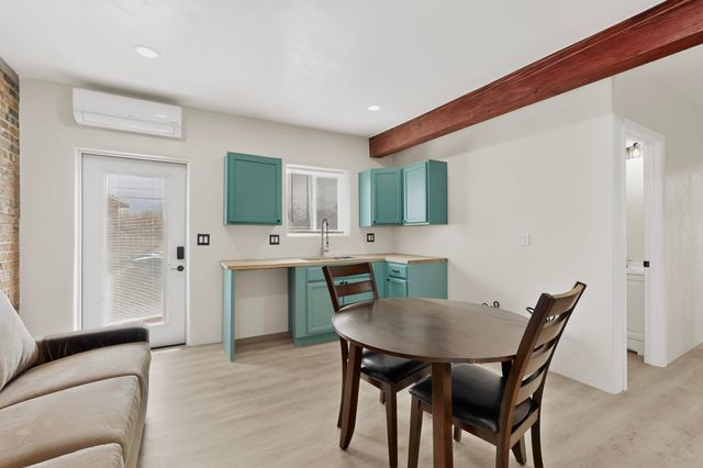 710 Onate, Santa Fe, NM 87505