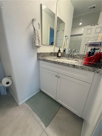 6131 Garden Oasis Street, Las Vegas, NV 89148