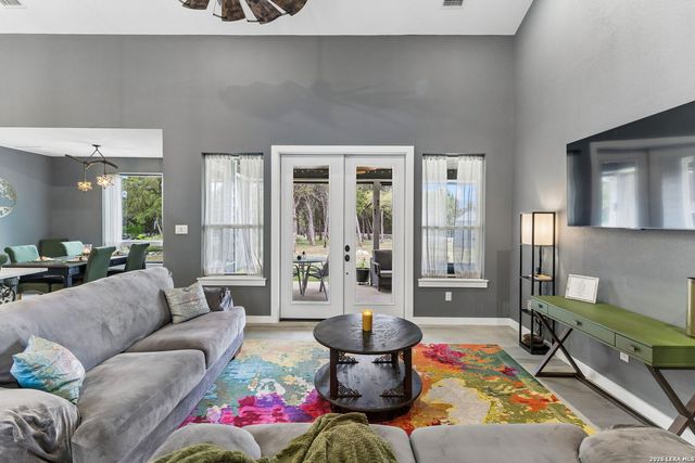 1315 Happy Hollow, New Braunfels, TX 78132