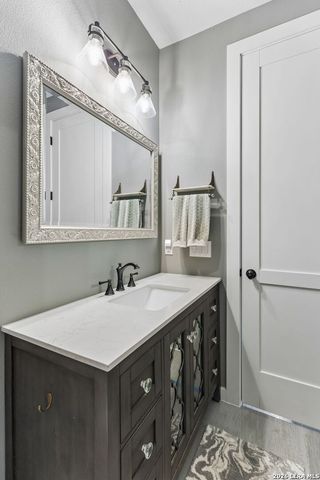 1315 Happy Hollow, New Braunfels, TX 78132