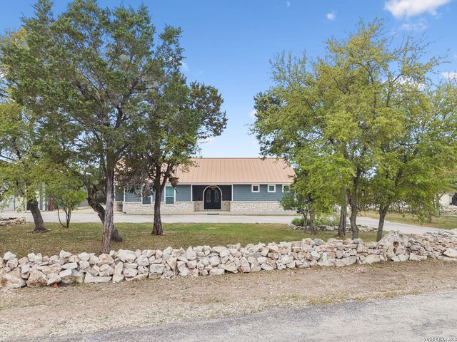 1315 Happy Hollow, New Braunfels, TX 78132