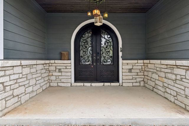 1315 Happy Hollow, New Braunfels, TX 78132