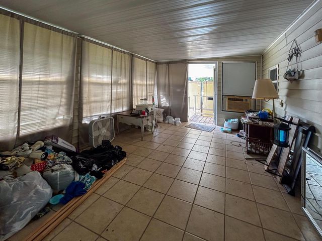 2446 SE Carroll Street, Stuart, FL 34997