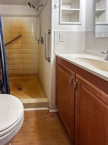 2446 SE Carroll Street, Stuart, FL 34997