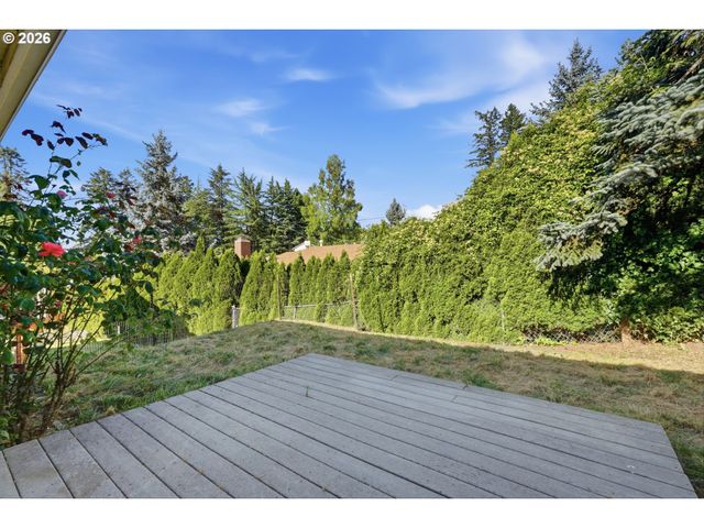 11612 Sw 49TH Ave, Portland, OR 97219